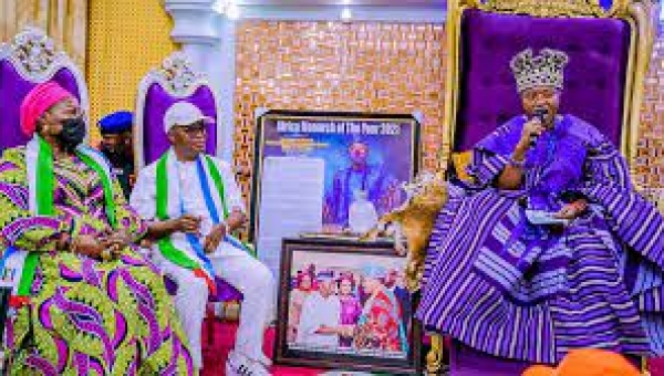 Osun Guber: Iwo people won’t betray you, Oluwo assures Oyetola 